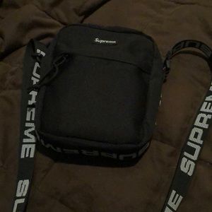 Supreme shoulder bag